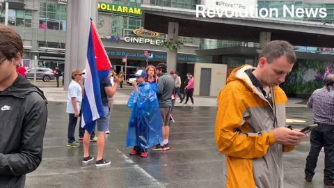 Toronto rainy Saturday anti lockdown protest