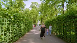 Exploring Saint Petersburg - 4K Virtual Walking Tour through Russia's Cultural Center