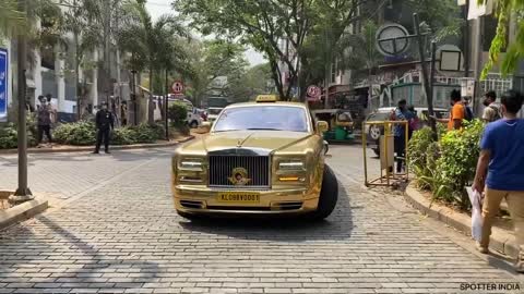 TAXI Rolls-Royce GOLD PHANTOM in INDIA | PUBLIC REACTIONS