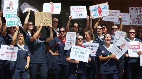 Defiant nurses walk off the job amid escalating pay dispute with WA government