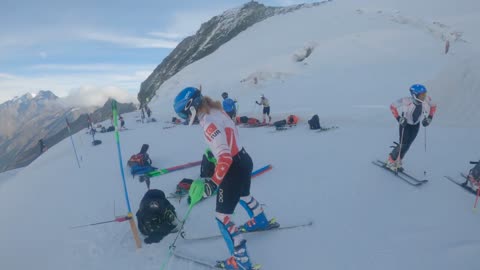 Özlem Çarıkcıoğlu / Saas Fee SL training