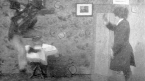 Mesmerist & The Country Couple (1899 Original Black & White Film)