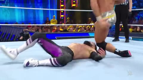 LA Knight battles Finn Bálor: SmackDown highlights, Aug. 25,