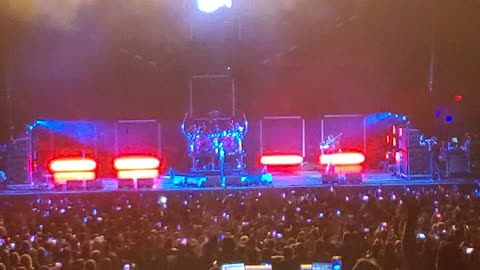 Korn - Shoots & Ladders feat. Metallica's One - Live - 08/11/2021