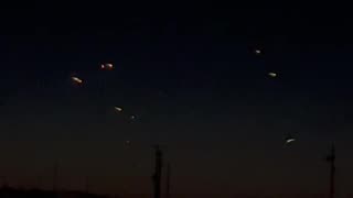 Fantastic Lights Spotted Falling Above Arizona