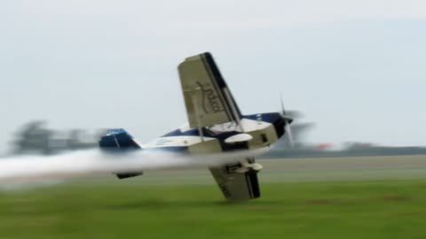 Fearless Pilot Touches Ground With The Plane’s Wing