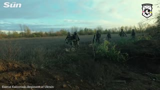 Ukrainian Soldiers attack Russian positions with mortars