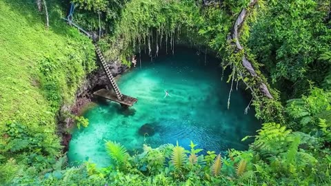 15 INCREDIBLE Oases and Natural Pools