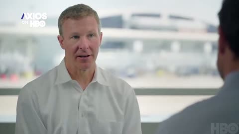 Woke United CEO John Kirby Admits to Using DEI Quotas When Hiring Pilots