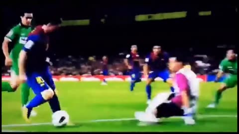 Lionel Messi - Dribbling Skills 2024