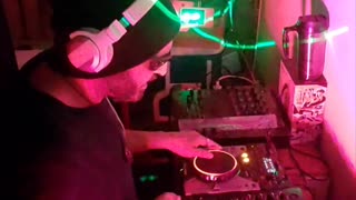 DJ, MASHUP