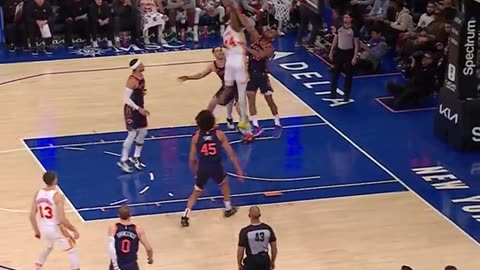 MONSTEROUS DRUNK BY BRUNO FERNANDO! Hawks vs. Knicks