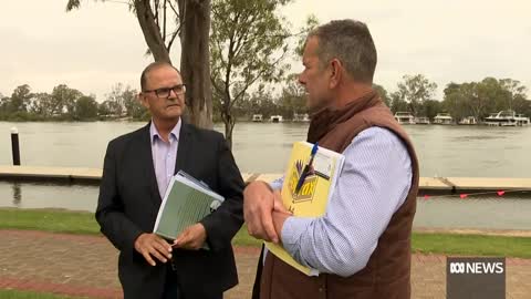 SA government commits more than $50m in flood relief as river towns brace for peak | ABC News