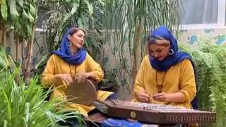 persian traditional music santoor and tonbak