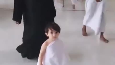 makkah, kids, haram sharif, cute Baby running joyously in haram mecca, haram- shorts - haram - mecca