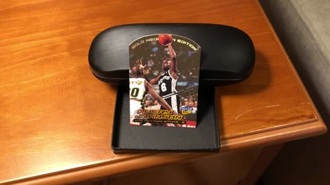 Basketball Card, 1999-00 Ultra Gold Medallion, #77G Avery Johnson, WHAT A SHOT!