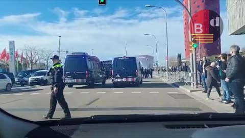 La Guàrdia Urbana de Hospitalet protesta frente al MWC