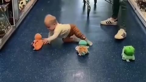 Cute and Funny Baby 😍😍😅😅 #viral #shorts #reels #baby #cutebaby #funnybaby #trending #kids #mmvbaby