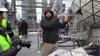 Instalan 192 cristales nuevos en la bola de Times Square para la Nochevieja