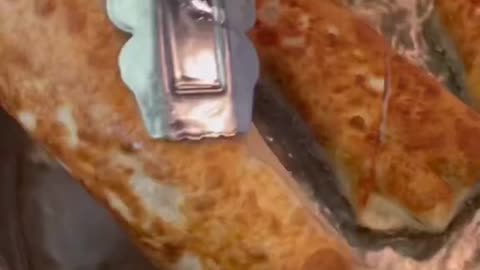 Pizza rolls 😮💨 #grubspot #pizza #cheese #food #foodtiktok