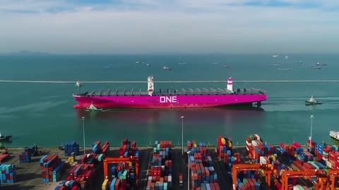 Top 10 Biggest Container Shipping Companies in the World