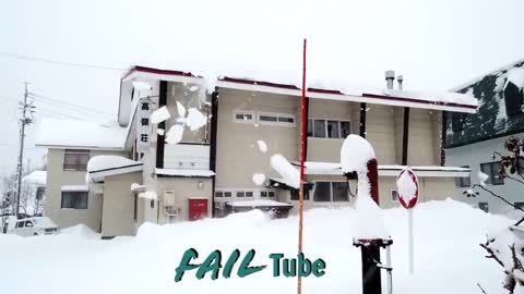 Awesome Roof Snow Removal Tools ! Amazing Snow Sliding Off The Roof