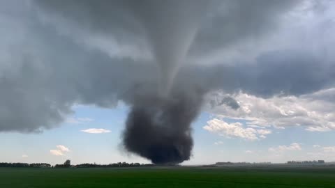 Tornado damages houses in Alberta, Canada