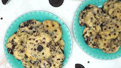 Cookies and Cream Cookies - Sweet and Savory Meals
