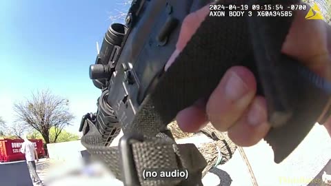 Bodycam shows officer fatally shooting an armed suspect with a knife who was fighting with a hostage