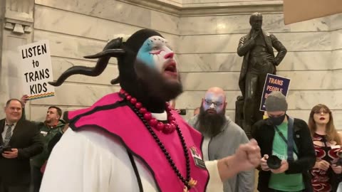 CRAZY: Trans Protesters Storm Kentucky Capitol