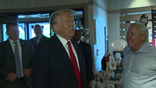 Trump arrives at conservative breakfast in Iowa