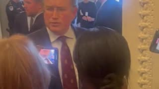 Rep Massie Confronts CRAZED Democrat In Wild Clip