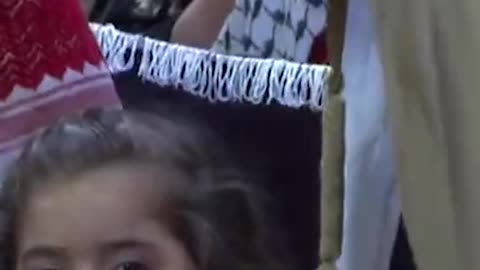 A Syrian girl who survived the horrors of the civil war in her home country