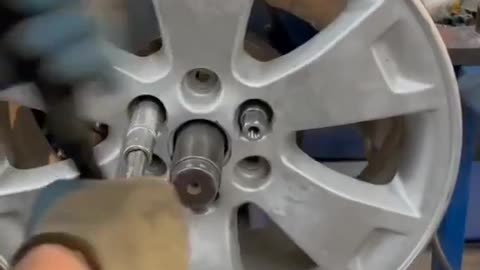 Repair and shaping technology of wheel hub is still possible