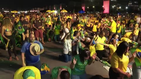 Bolsonaro voters pray as rival Lula wins Brazil presidential runoff | AFP