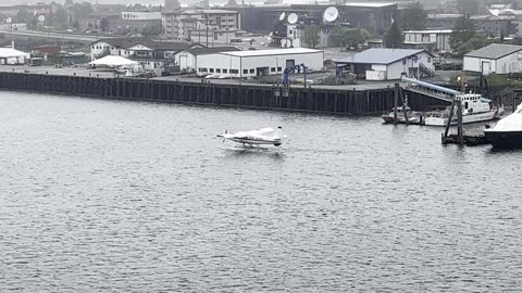 Float plane takeoff