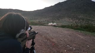 15 year old smokes tannerite charge first round