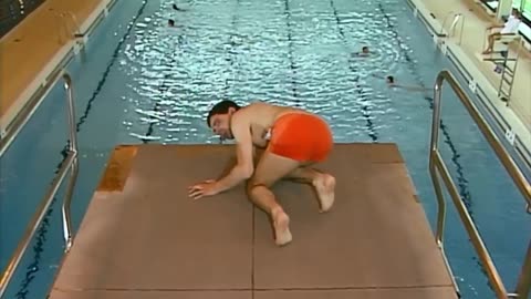 Dive Mr. Bean! / Funny video