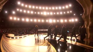 Lady Gaga, Bradley Cooper - Shallow (From A Star Is Born/Live From The Oscars)