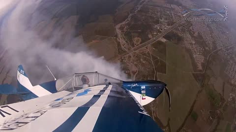 Pilot Performs Outstanding Spin With No Hands