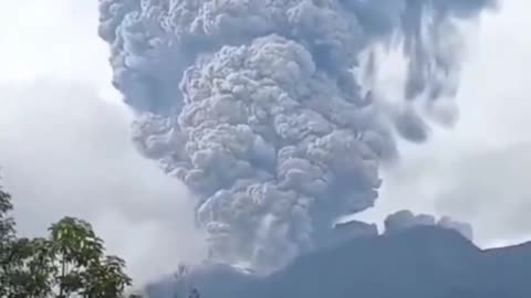 Massive explosion occurred at Marapi volcano in province of West Sumatra, Indonesia