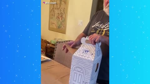 Daughter gives her dad the gift of a Build-A-Bear with late wife's recording inside (1)