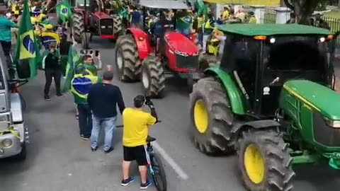 Brazilian farmers have joined the protests against Lula's socialism, patriots