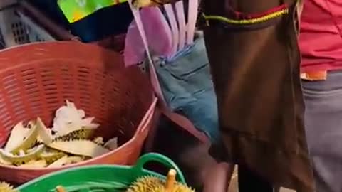 Durian Cutting Skills _ Thai Street Food _shorts-xEQhsht5gEo