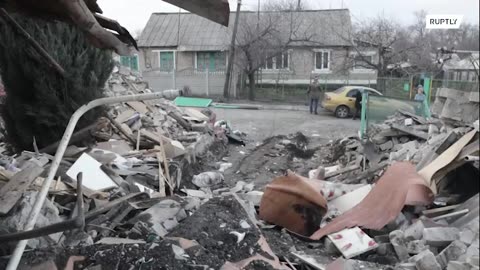 Shelling in DPR's Makeevka leaves at least one house in ruins