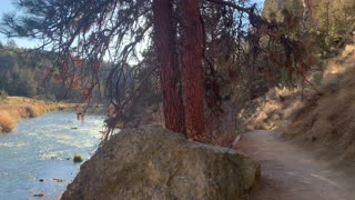 Central Oregon – Smith Rock State Park – Incredibly Beautiful River Hike – 4K