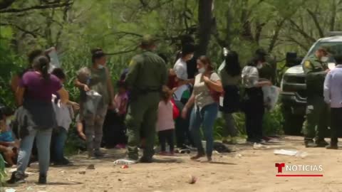 Por esto disminuyeron los migrantes detenidos en la frontera _ Noticias Telemundo