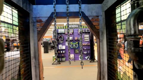 Spirit Halloween Store