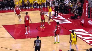 NBA - AD finds a cutting LeBron for the two-hand flush 💪 Lakers-Rockets