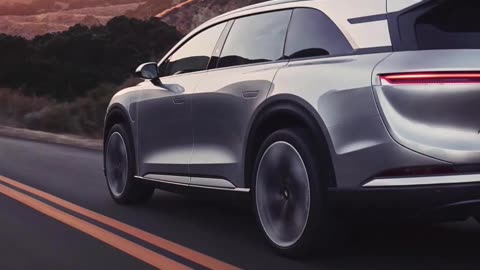 The New Lucid Gravity: Spacious & Luxurious Electric SUV that Turns Heads